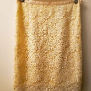 H&M Lace pencil skirt